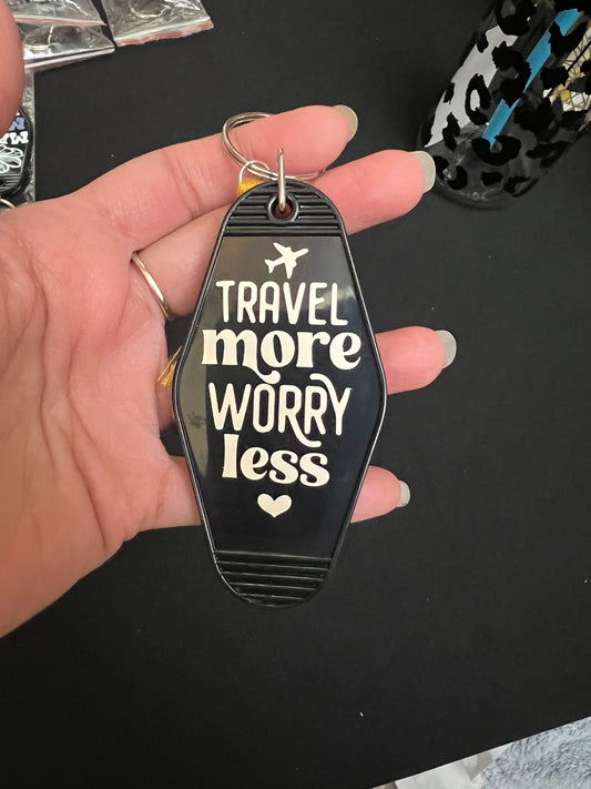 Travel more worry less - Retro Motel Keychain